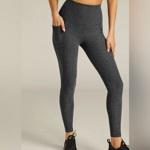 Beyond Yoga Women's High-Waisted Dark Gray Leggings w/Pockets